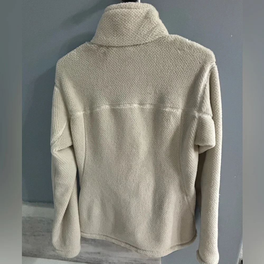 Women’s Patagonia Size L Cream Fleece Zip-Up Jacket - Picture 3 of 3